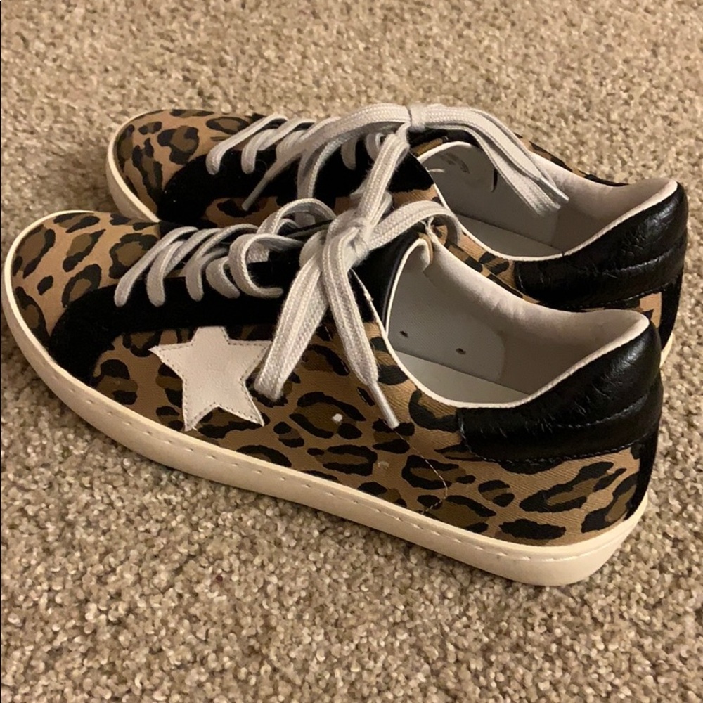BRAND NEW White Raven shoes with leopard print